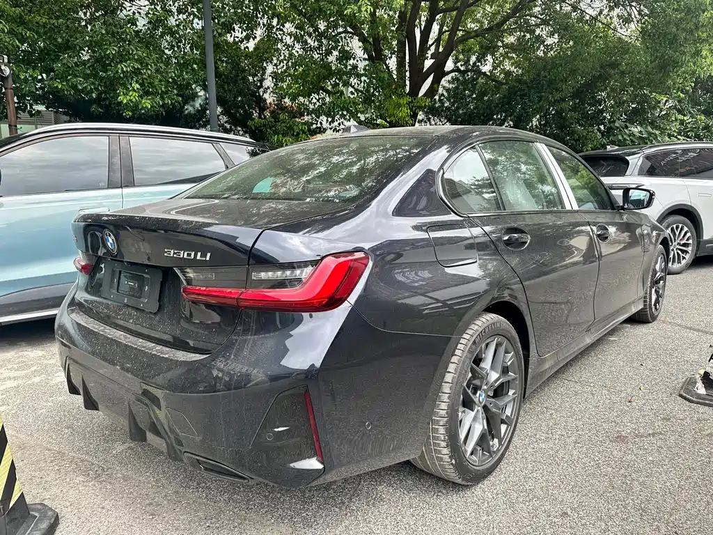 BMW 3 Series — миниатюра 12