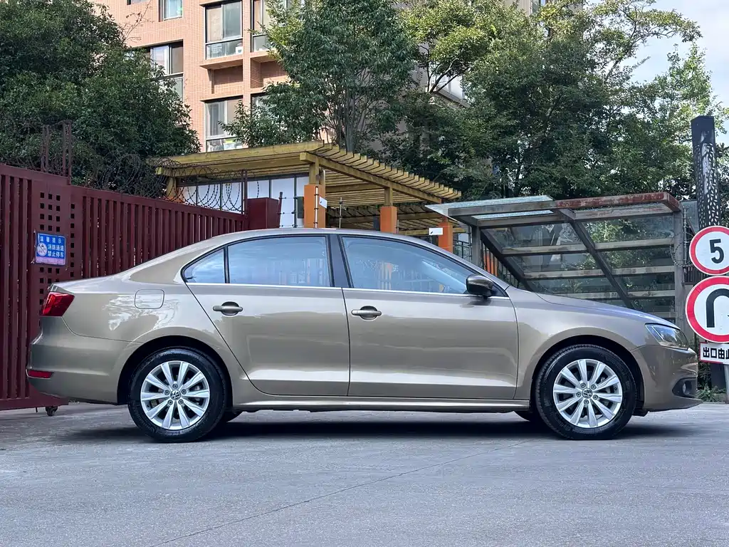 Volkswagen Sagitar — миниатюра 13