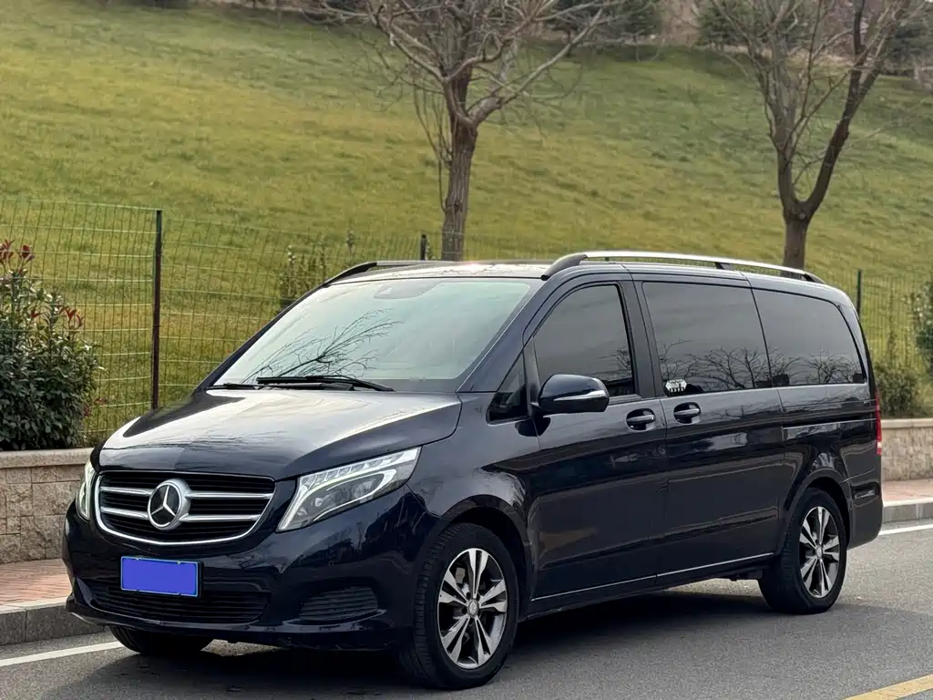 MERCEDES-BENZ V CLASS