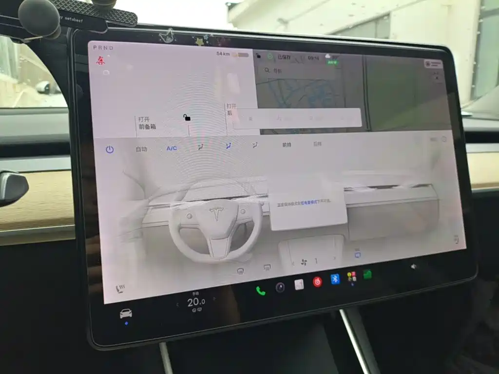 Tesla Model 3 — миниатюра 13