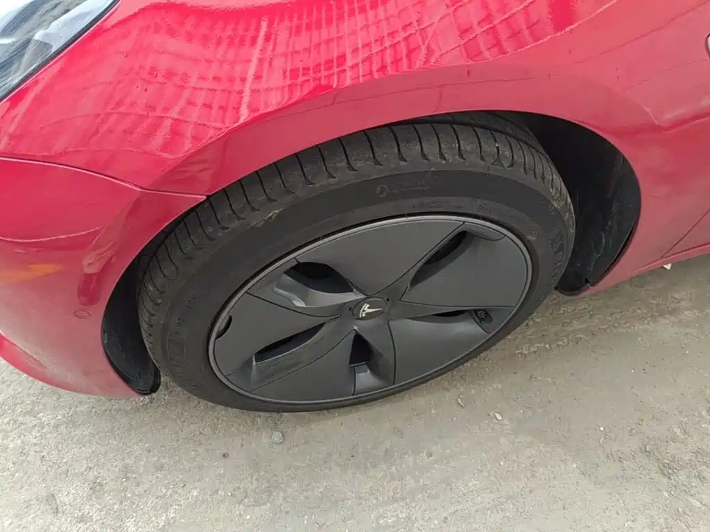 Tesla Model 3 — миниатюра 23