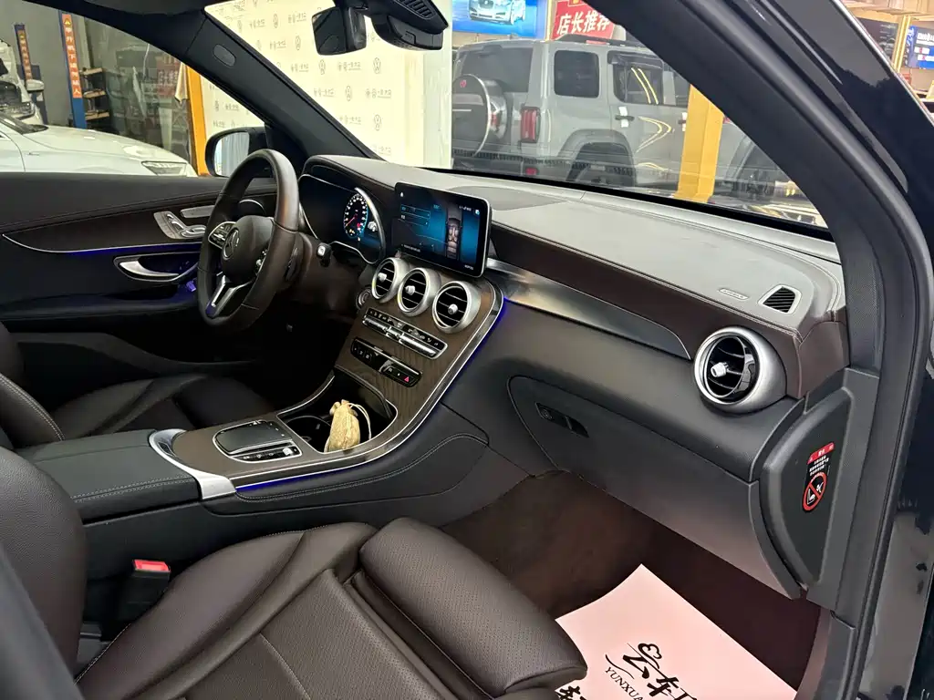Mercedes-Benz GLC — миниатюра 24