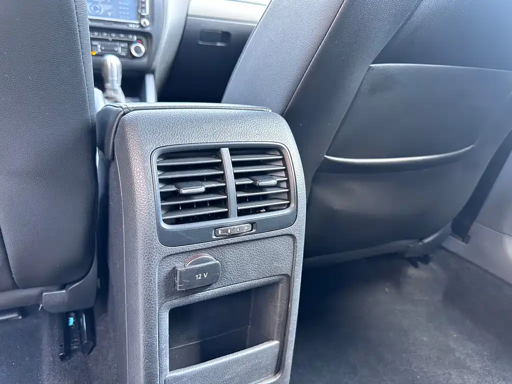 Volkswagen Sagitar — миниатюра 10