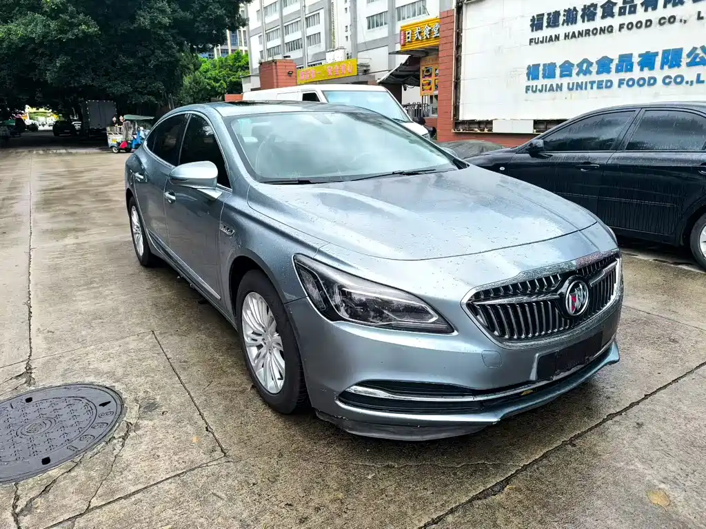 Buick LaCrosse — миниатюра 3