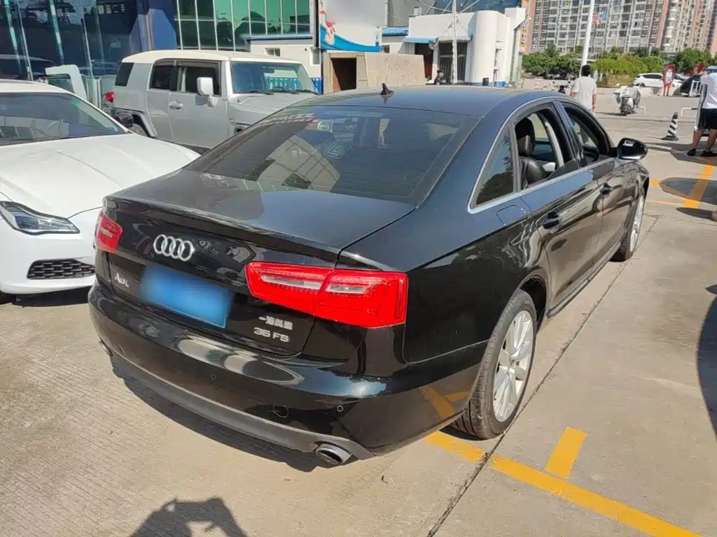 Audi A6L — миниатюра 7