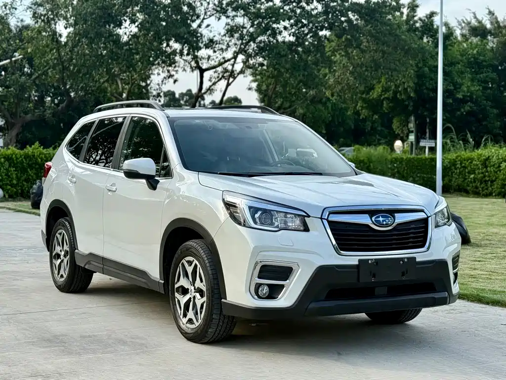 Subaru Forester 2021 2.0i Luxury EyeSight