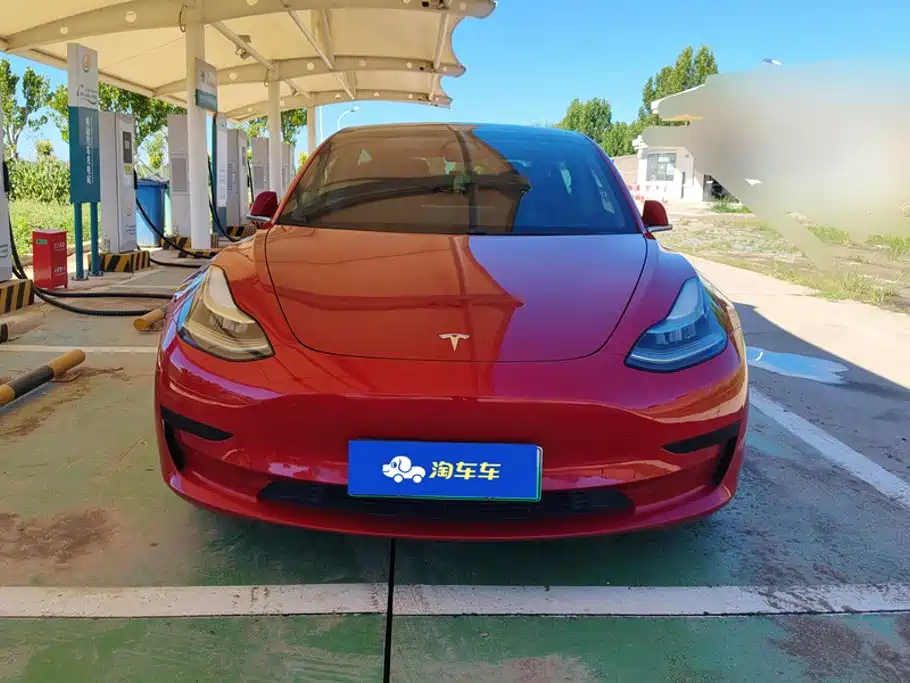 Tesla Model 3 — миниатюра 2