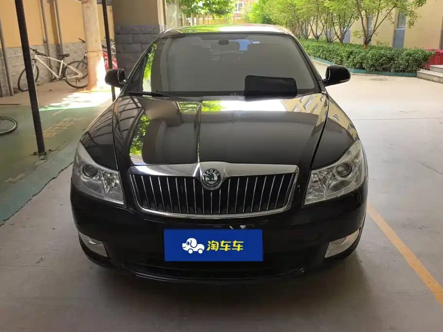 Skoda Octavia 2013 1.6L AT
