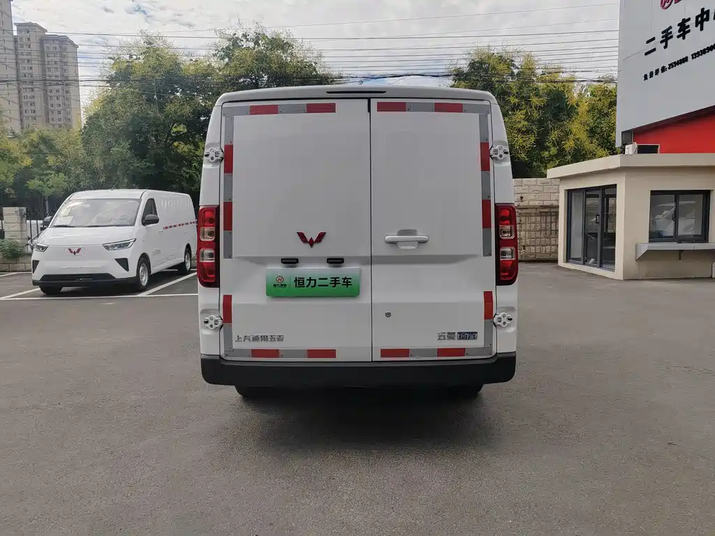 Wuling Yangguang — миниатюра 15