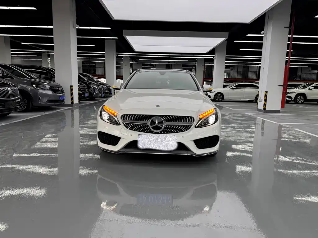 Mercedes-Benz C-Class — миниатюра 2