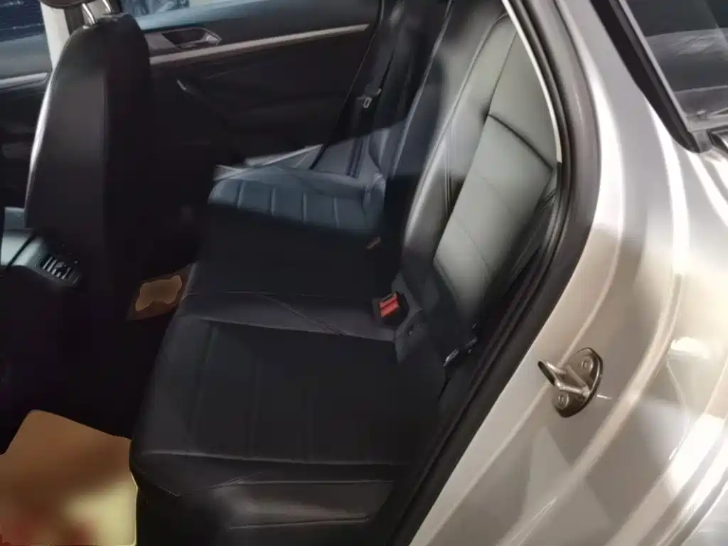 Volkswagen Lavida — миниатюра 17