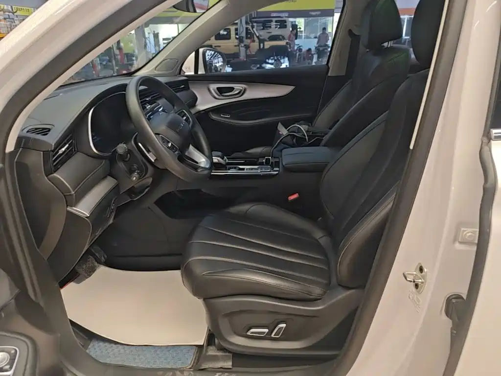 Roewe RX5 MAX — миниатюра 15