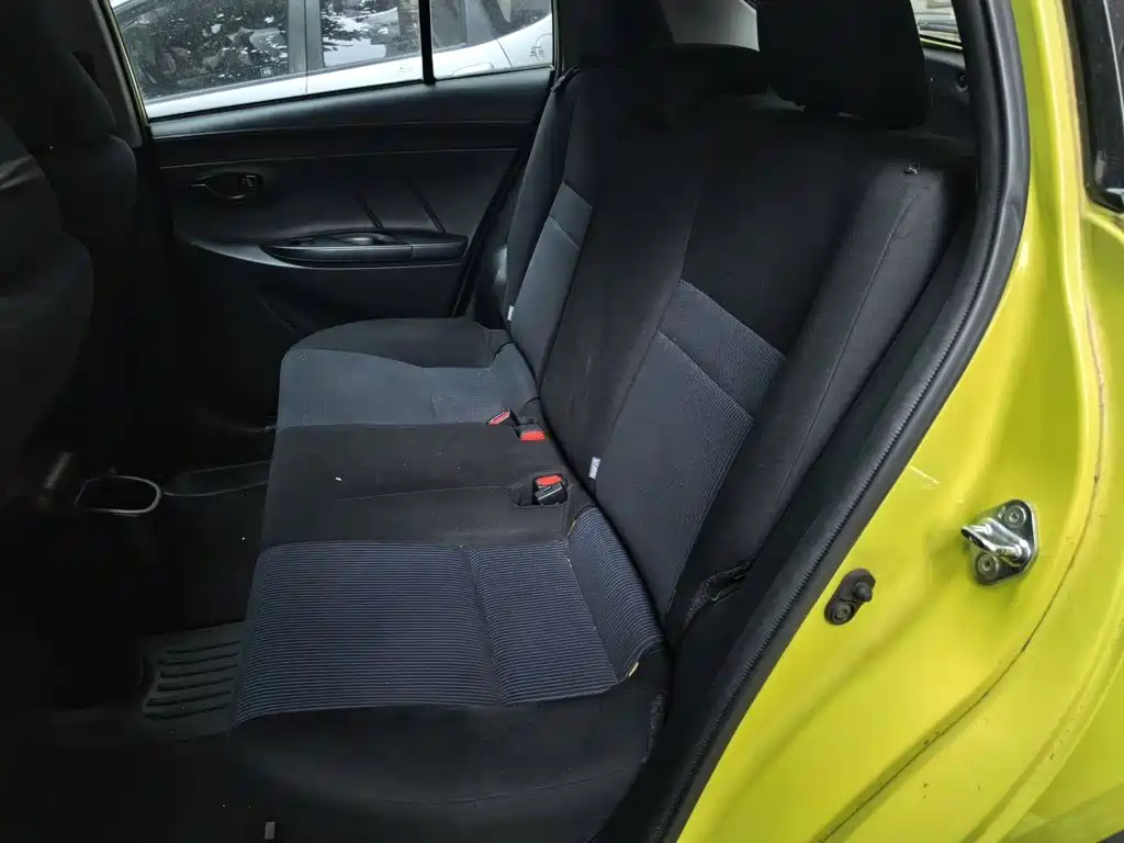 Toyota Yaris L — миниатюра 18