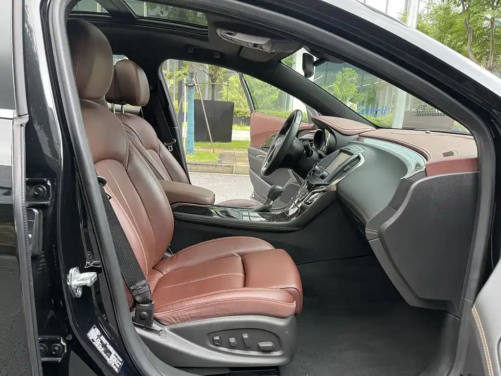 Buick LaCrosse 2013 3.0L SIDI V6 Smart Flagship