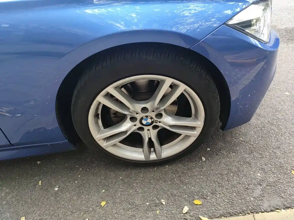 BMW 3 Series — миниатюра 8