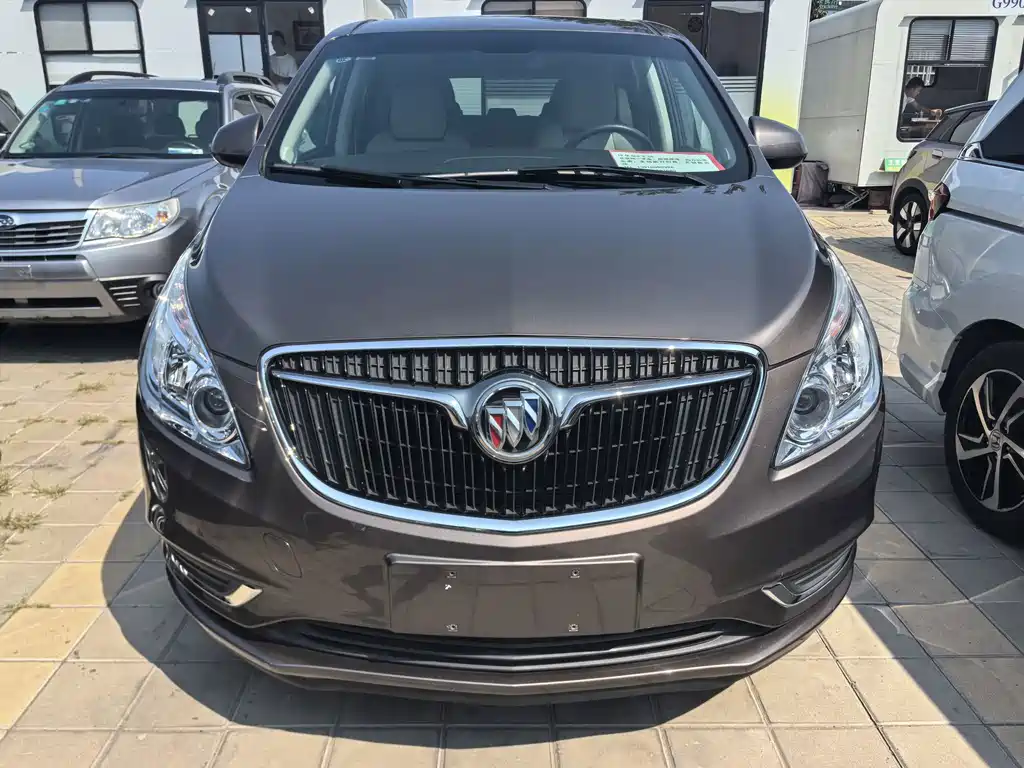 Buick GL8 — миниатюра 3