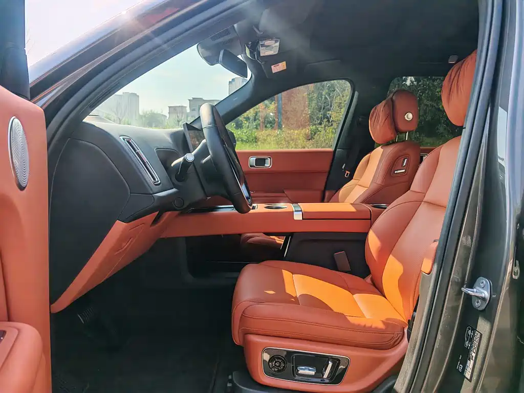 Li Auto Li L8 — миниатюра 4