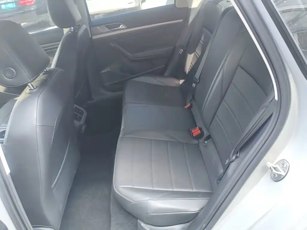 Volkswagen Lavida — миниатюра 17