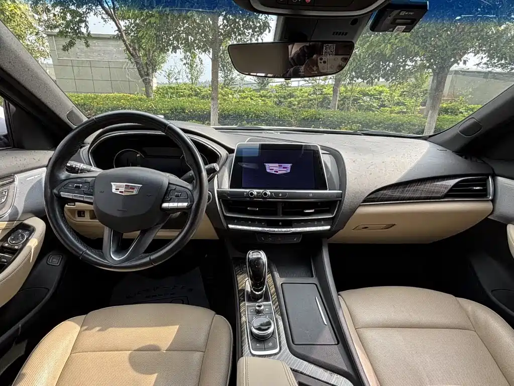 Cadillac CT5 — миниатюра 11