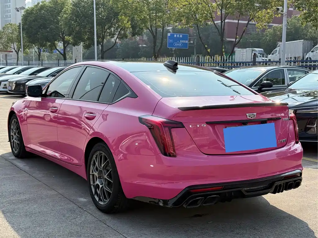 Cadillac CT5 — миниатюра 5