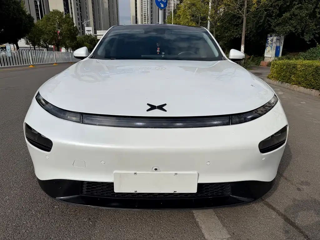 XPeng P7 — миниатюра 2