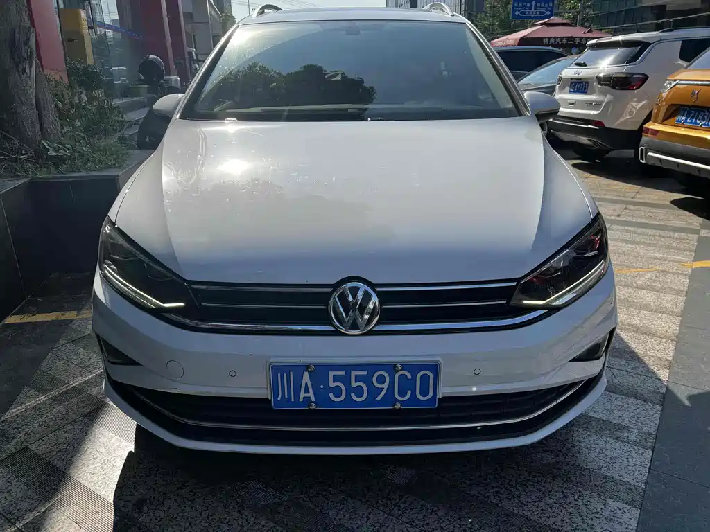 Volkswagen Golf Sportsvan — миниатюра 3