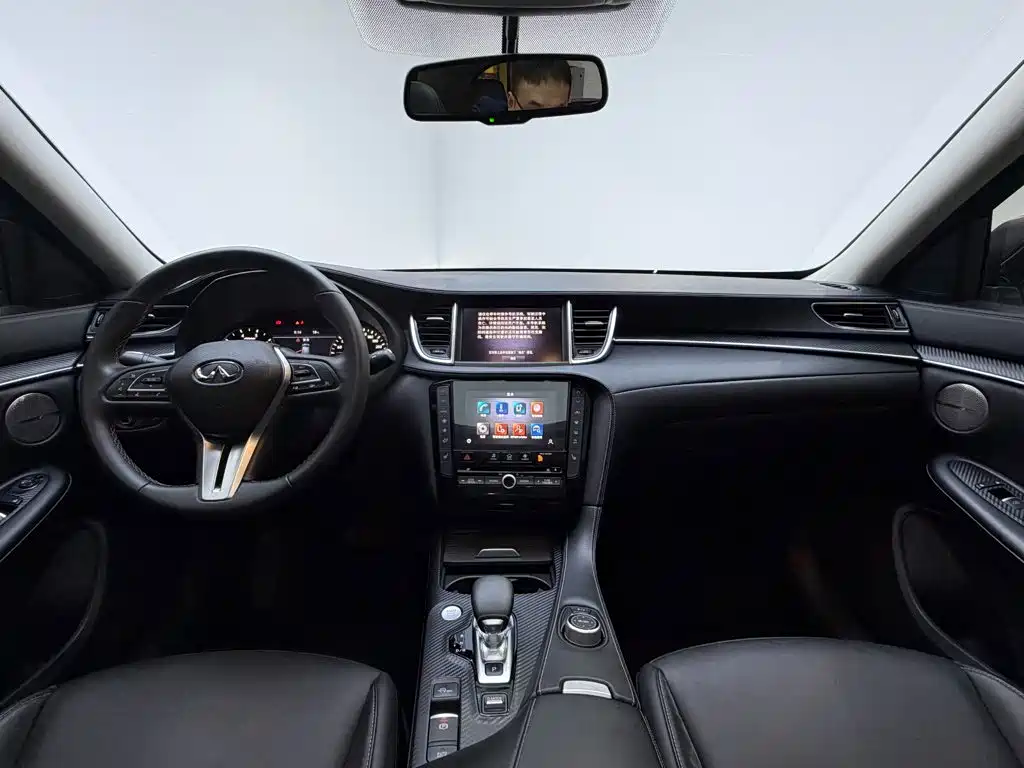 Infiniti QX50 — миниатюра 10