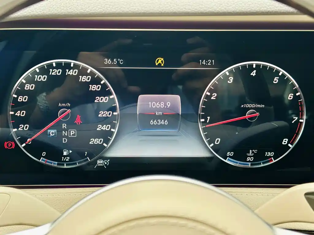 Mercedes-Benz S-Class — миниатюра 18
