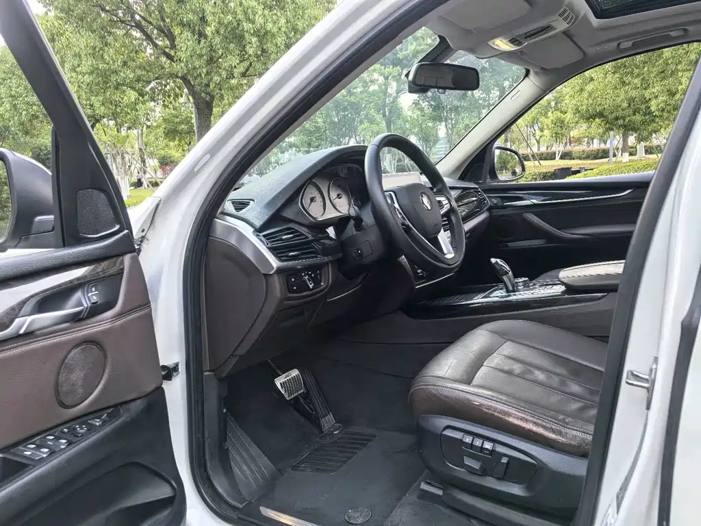 BMW X5 2014 xDrive35i Elegant