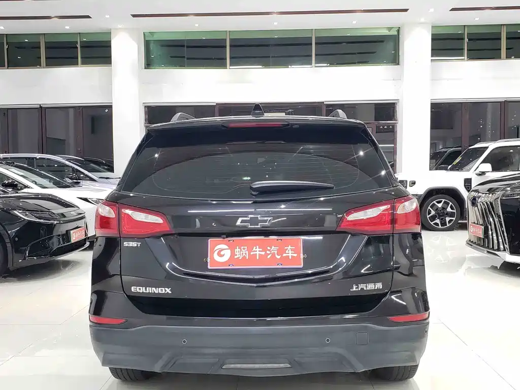 Chevrolet Equinox — миниатюра 10