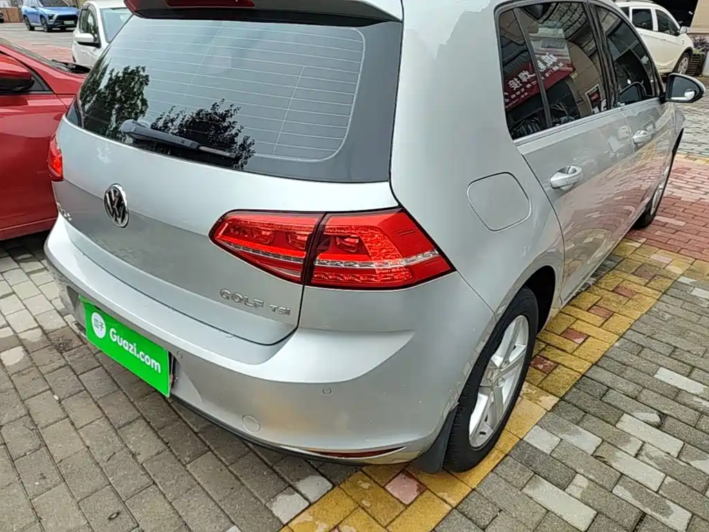 Volkswagen Golf — миниатюра 8