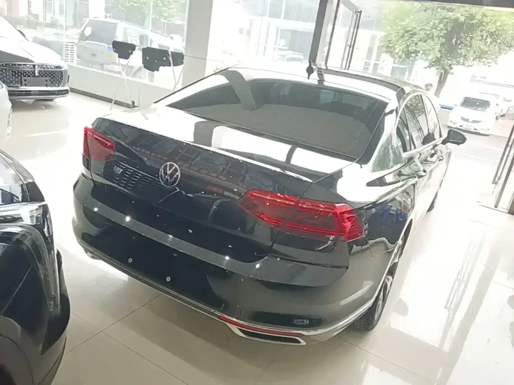 Volkswagen Magotan — миниатюра 7