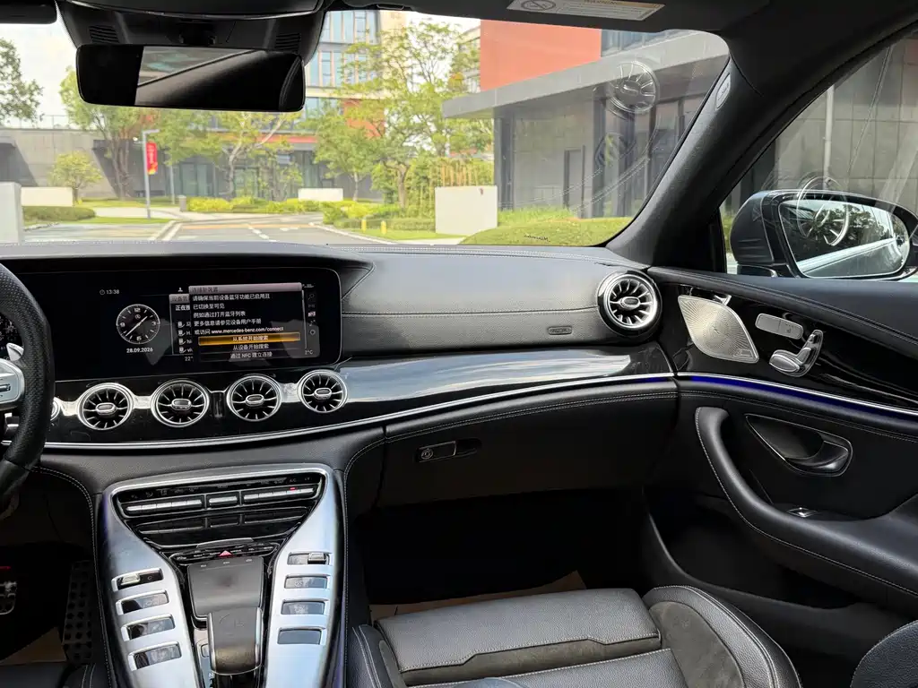 Mercedes-Benz AMG GT — миниатюра 13