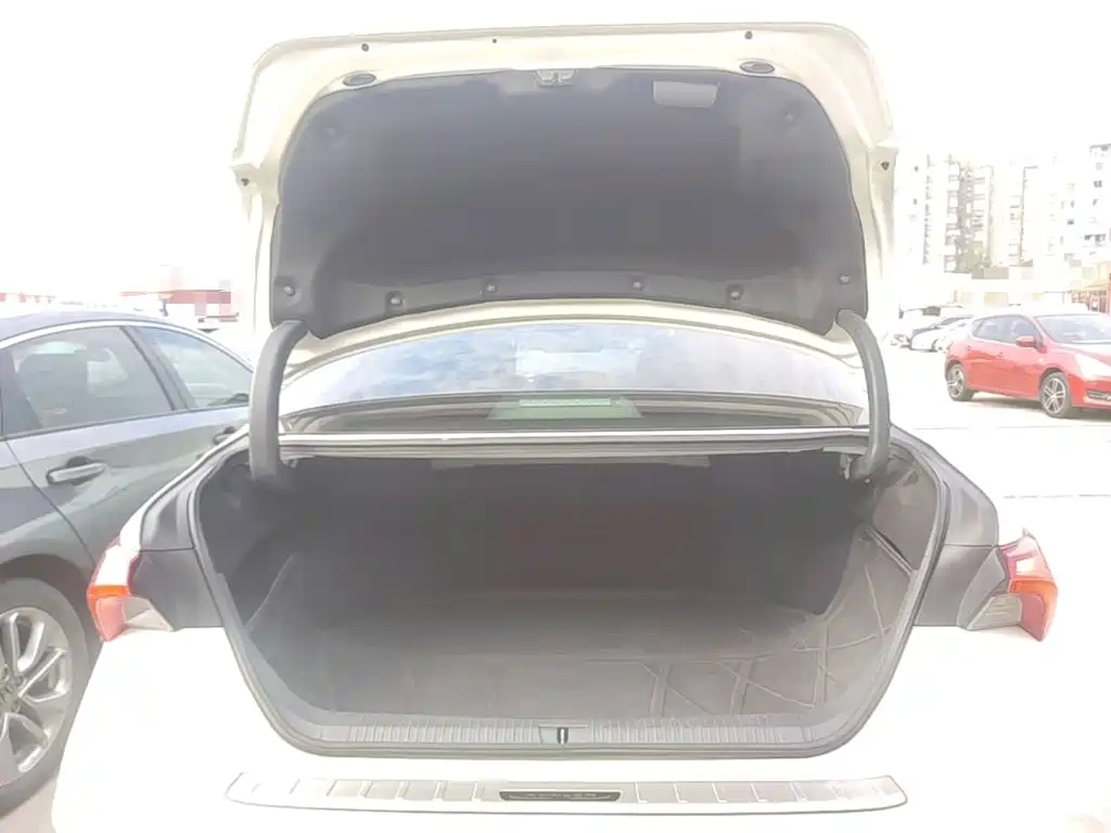 Toyota Avalon — миниатюра 19