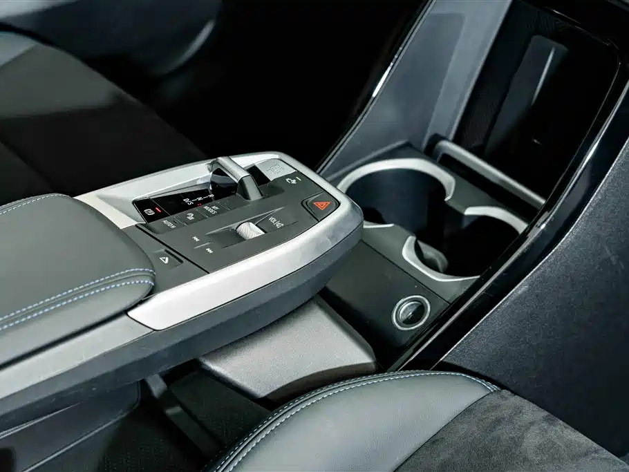 BMW X1 M35Li — миниатюра 18