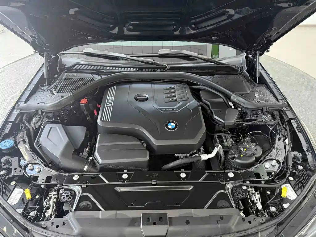 BMW 3 Series — миниатюра 16