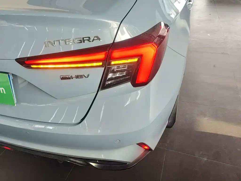 Honda Integra — миниатюра 8