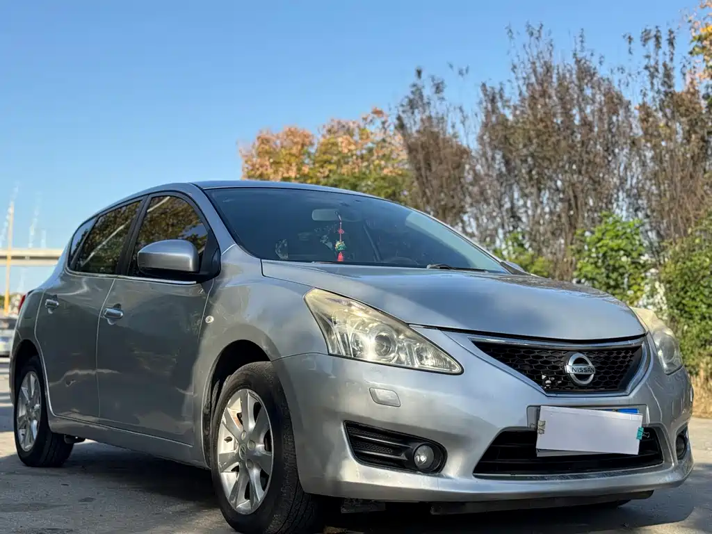Nissan Tiida 2011 1.6L CVT