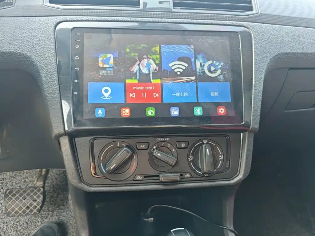 Volkswagen Santana — миниатюра 13
