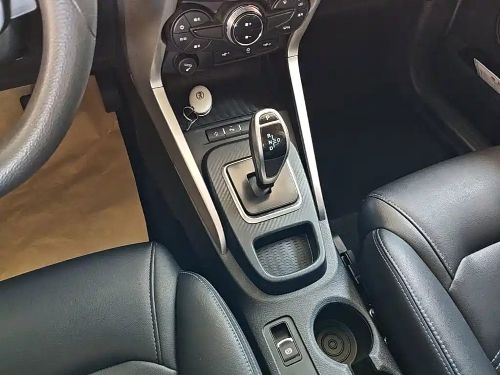 BYD Yuan EV — миниатюра 14