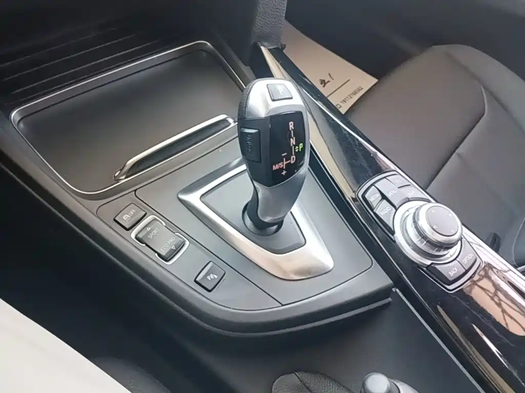 BMW 3 Series — миниатюра 14