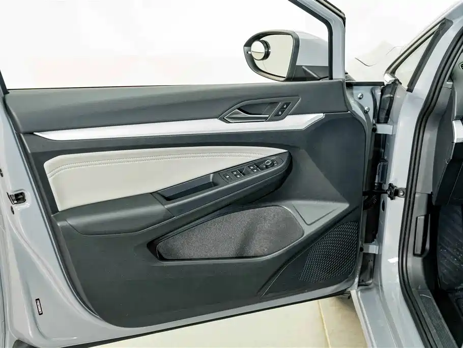 Volkswagen Golf — миниатюра 16