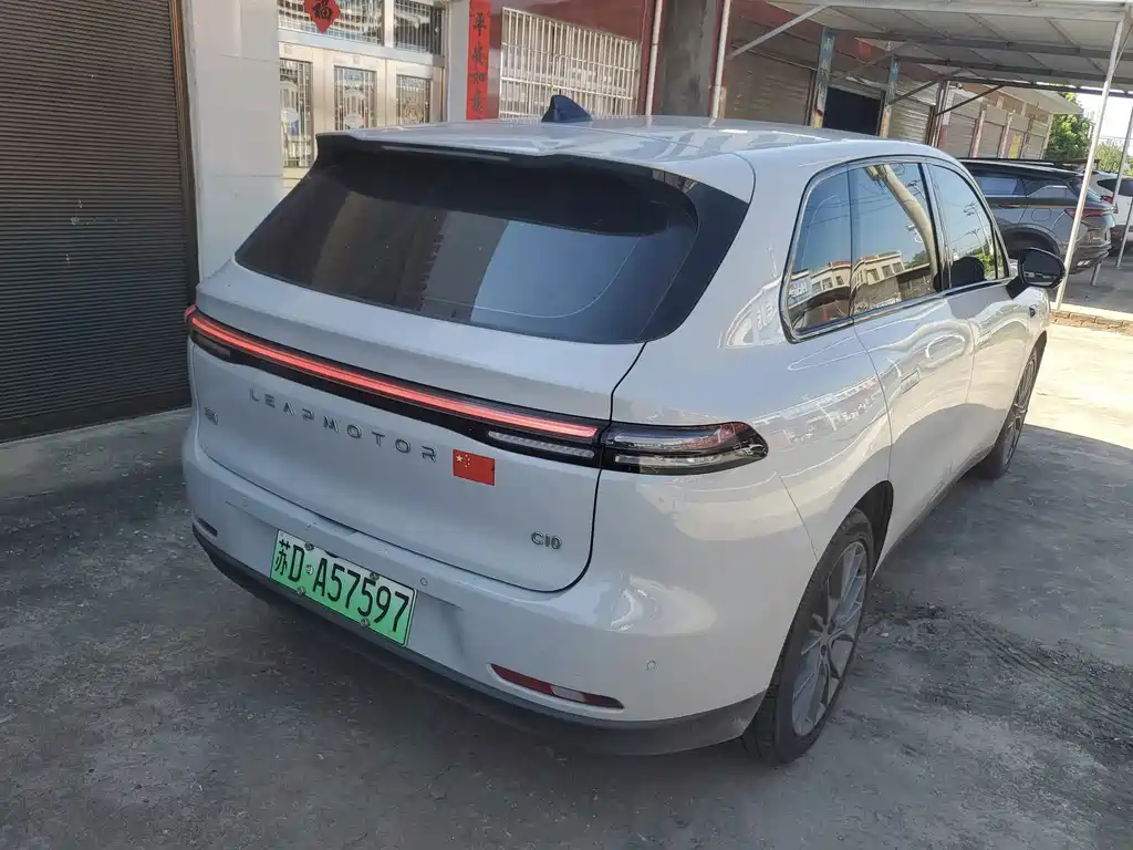 Leapmotor Leapmotor C10 — миниатюра 5