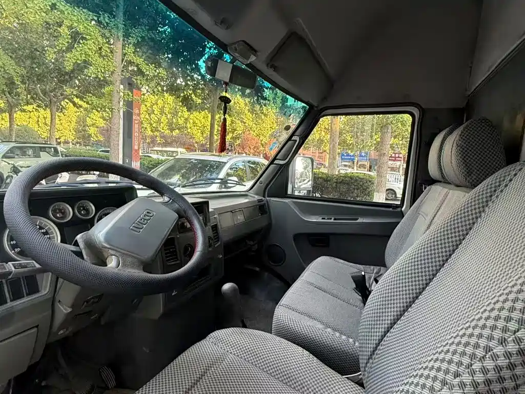 IVECO Daily — миниатюра 4