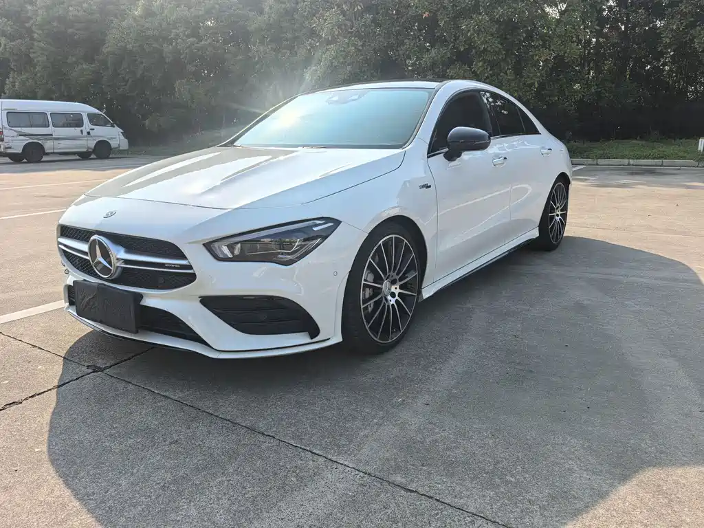 Mercedes-Benz CLA AMG 2023