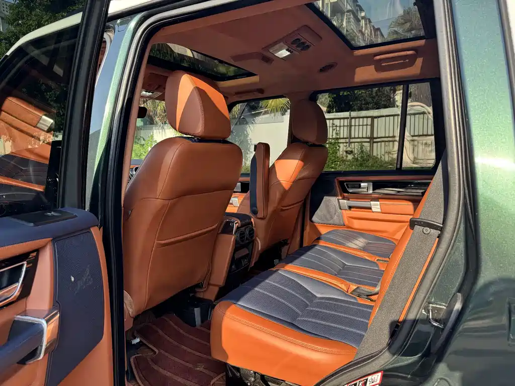 Land Rover Discovery — миниатюра 9