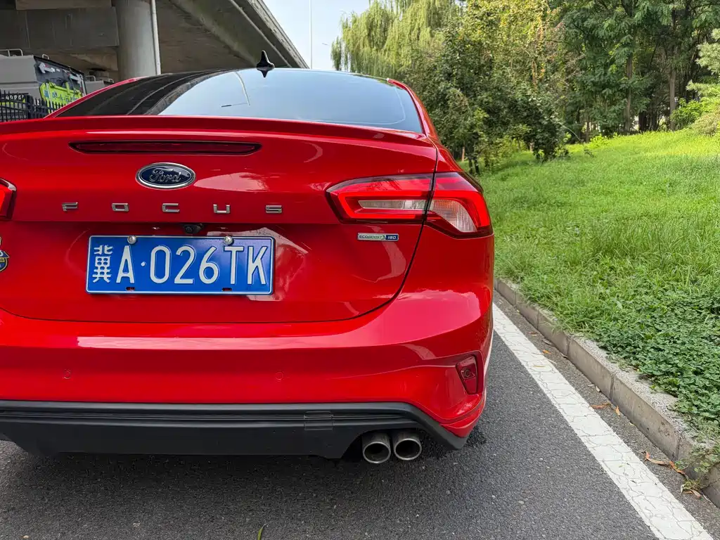 Ford Focus — миниатюра 13