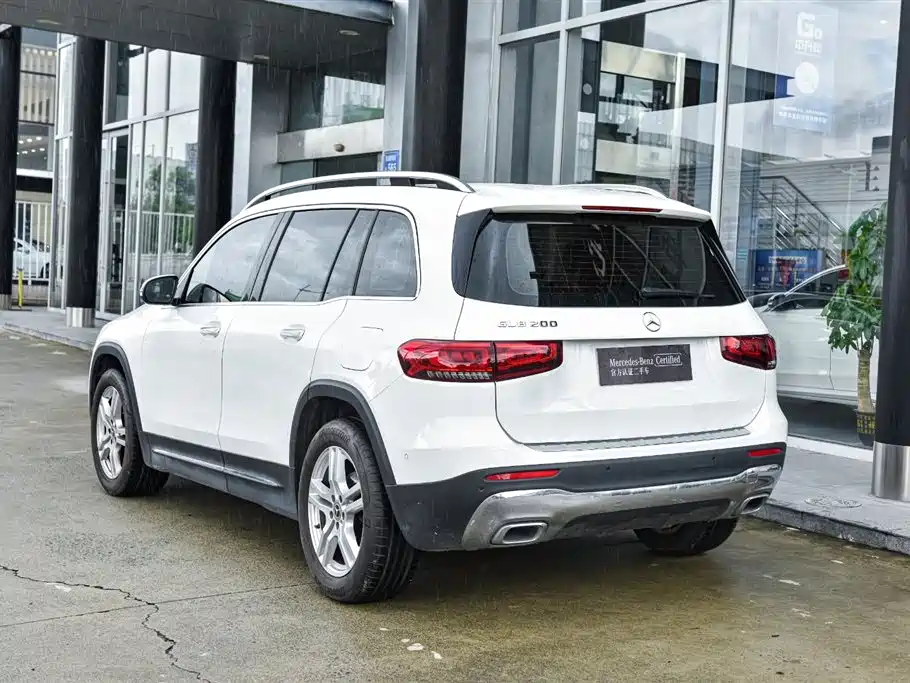 Mercedes-Benz GLB — миниатюра 3