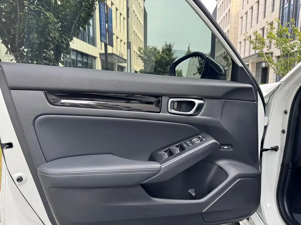 Honda Civic — миниатюра 28