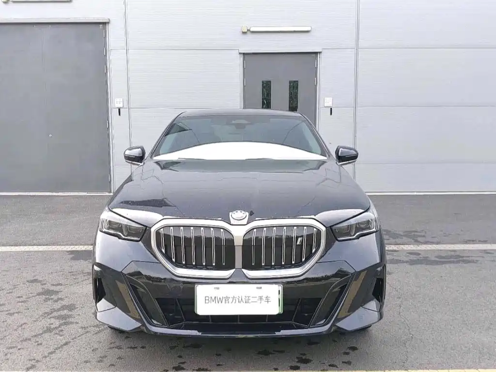 BMW i5 — миниатюра 3